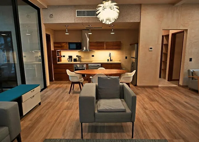 Holiday home Luxury 5-br Oasis Golf, Private Pool, Beach!