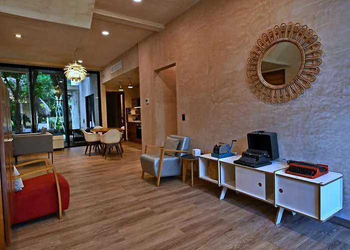 Holiday home Luxury 5-br Oasis Golf, Private Pool, Beach!