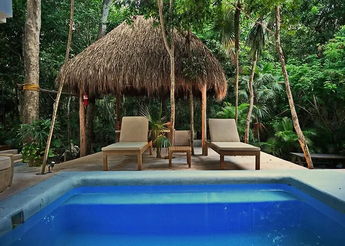 Luxury 5-br Oasis Golf, Private Pool, Beach! Holiday home Akumal